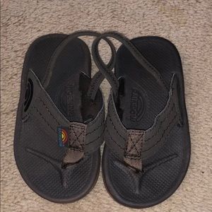 Size 5/6 toddler Rainbow flip flops.